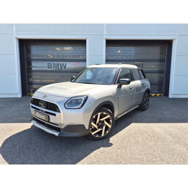 MINI COUNTRYMAN U25 Favoured